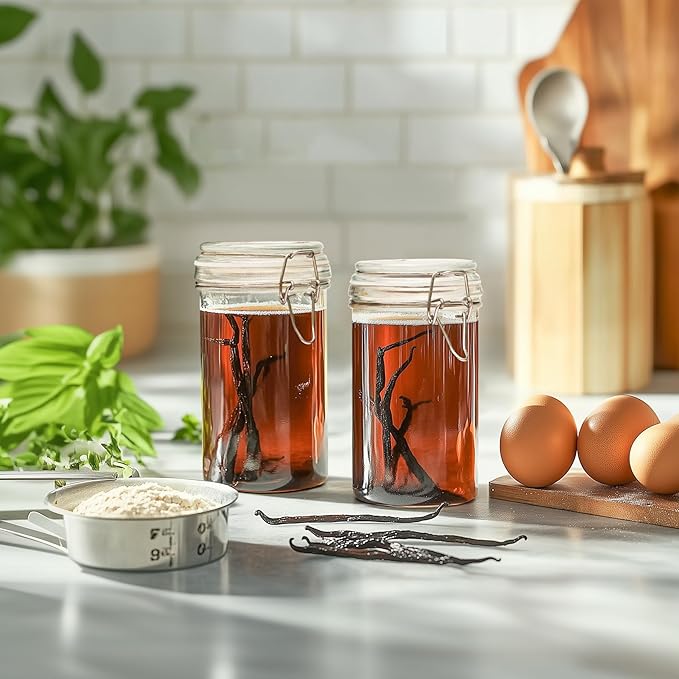 ComSaf Glass Jars with Airtight Lid Set of 6,Mason Jars 16 oz with Lids, Pint Jar, Canning Jar, Airtight Canister with Seal Wire Clip Fastening for Vanilla, Pickle, Cookie, Honey