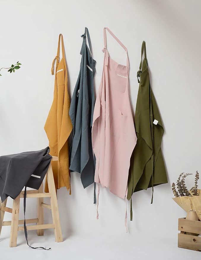 Adjustable Japan Nordic Style Soft Cotton Linen Apron with Four Pockets A Towel