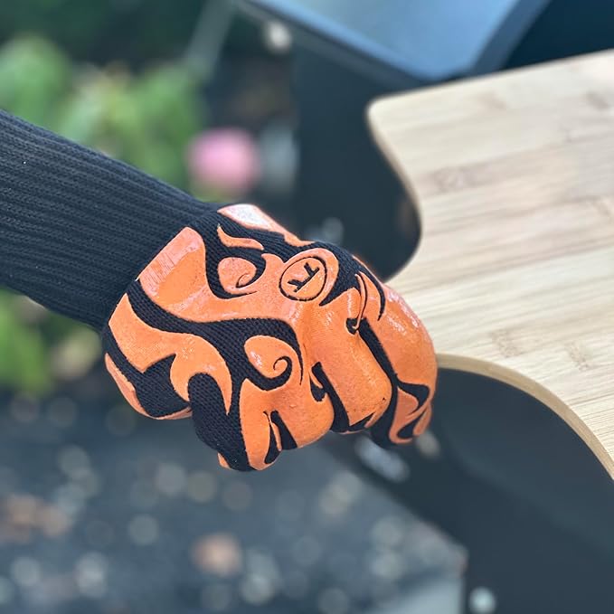 Outset Heat Resistant Grill Glove, Set of 1 with Flames Design