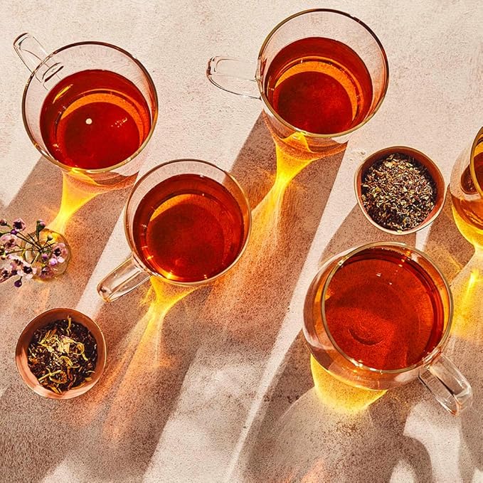 Palais des Thés - N°25 Vegan Black Tea - Holiday Blend with Vanilla, Almonds, and Cinnamon - 3.5oz Loose Leaf Metal Gift Tin, Serves 20-25 Cups