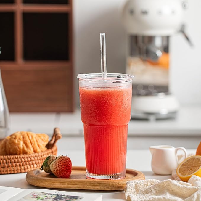 INSETLAN 530ml Glass Cups with Straws & Straw Cleaner, Set of 4, Clear Ribbed Drinking Glasses with Plastic Lids for Water, Juice, Iced Coffee & Smoothies, Dishwasher Safe