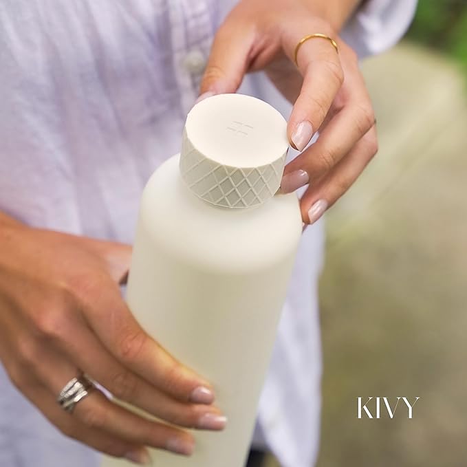 KIVY Slim Water Bottle 32oz [Lightweight & Shatterproof] Fits Backpack & Cupholder for Travel, Sports, School, Gym - Black water bottle no straw - Mens water bottle screw top - Dishwasher Safe