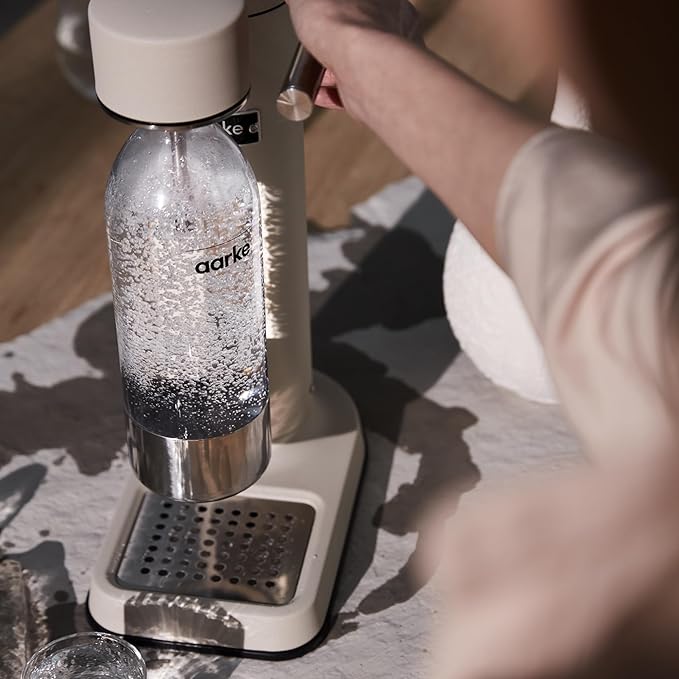 Aarke Carbonator lll, Sparkling & Carbonation Water Machine, Stainless Steel with PET BPA-Free Reusable Bottle Volume 1L/34 fl oz (Sand)